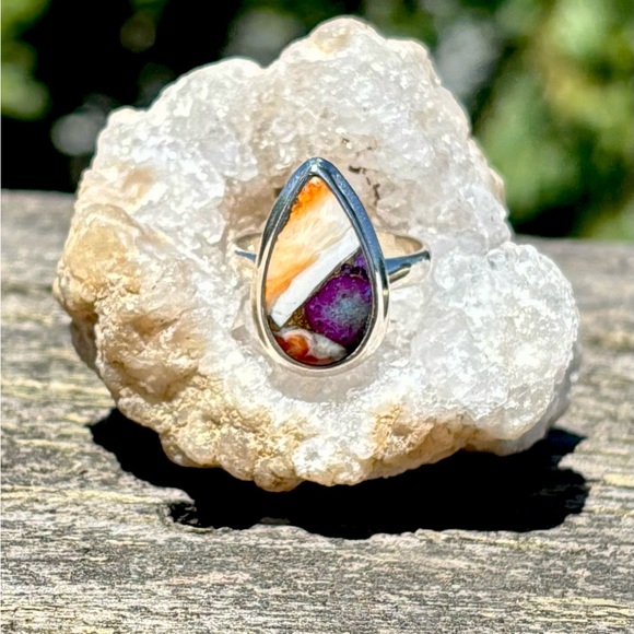 Spiny Oyster Purple Turquoise Ring - Picture 7 of 13